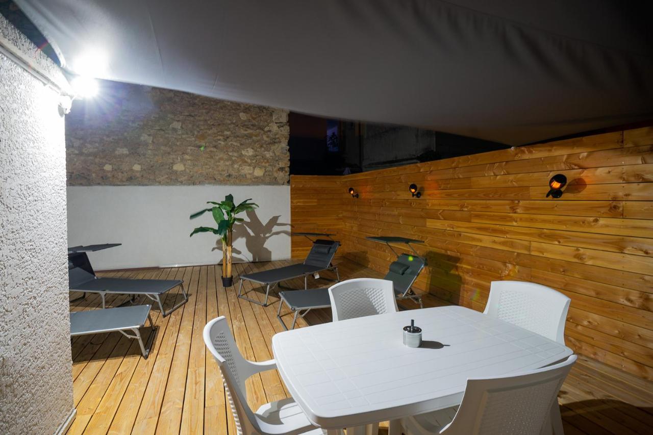 Superbe Appartement A 2 Pas Des Halles, Climatise, Terrasse, Garage Narbonne Exterior photo